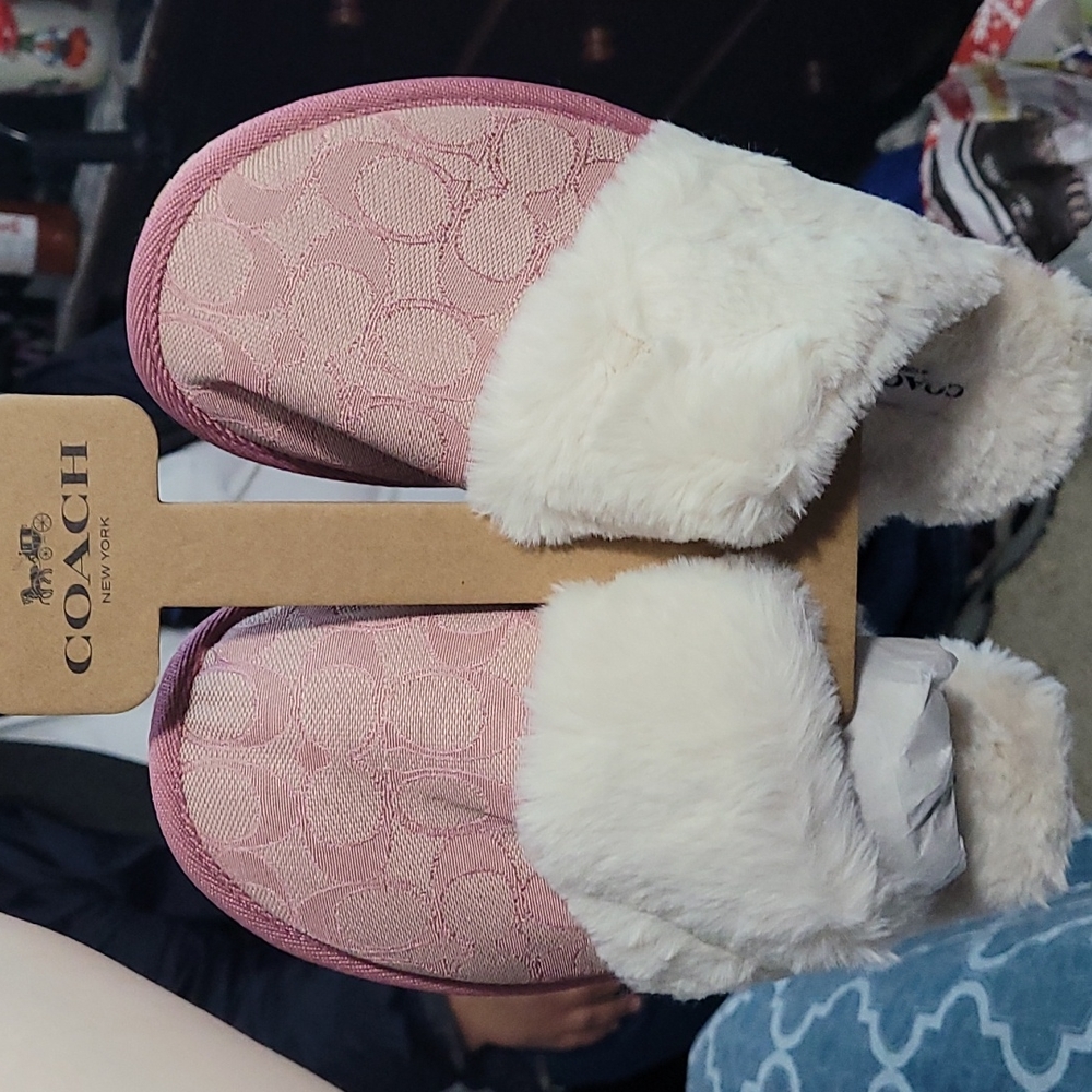 Pink Fluffy Slippers BNWT